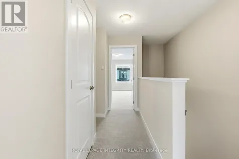 418 Les Emmerson Drive Ottawa ON K2J 4J4