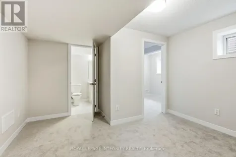418 Les Emmerson Drive Ottawa ON K2J 4J4
