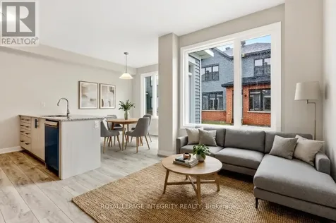 418 Les Emmerson Drive Ottawa ON K2J 4J4
