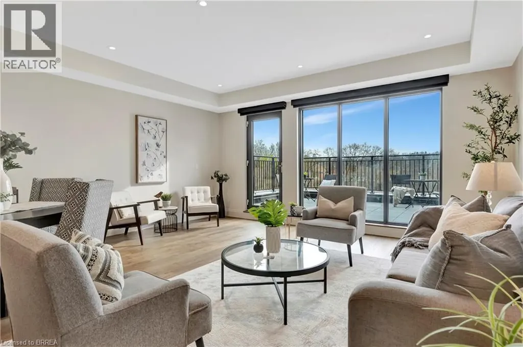 7 Grand River Street North Paris ON N3L 2L9