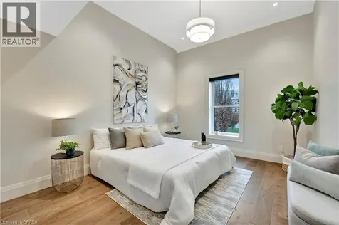 7 Grand River Street North Paris ON N3L 2L9