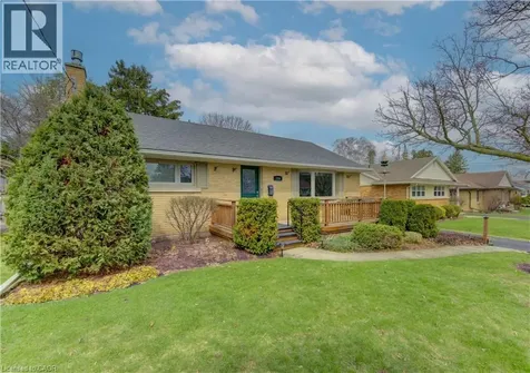 210 Lourdes Street Waterloo ON N2L 1N7