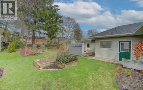 210 Lourdes Street Waterloo ON N2L 1N7