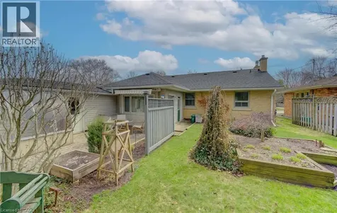 210 Lourdes Street Waterloo ON N2L 1N7