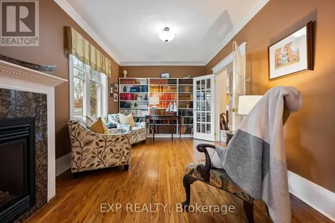 9 Wellington Street Orangeville ON L9W 2L2