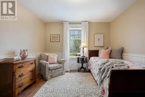 9 Wellington Street Orangeville ON L9W 2L2