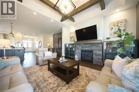 21 Tedley Boulevard Brantford ON N3T 0E3