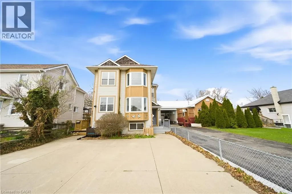 233 Vine Street St. Catharines ON L2M 4S9