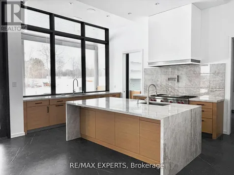 130 Dale Crescent Bradford West Gwillimbury ON L0L 1L0
