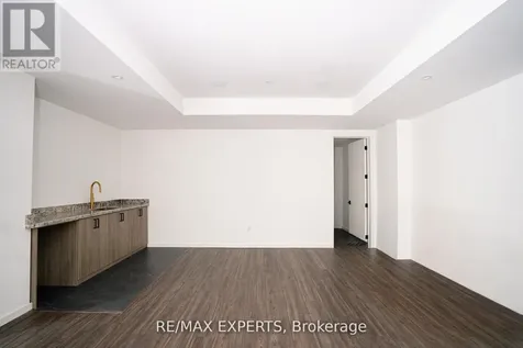 130 Dale Crescent Bradford West Gwillimbury ON L0L 1L0