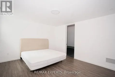 130 Dale Crescent Bradford West Gwillimbury ON L0L 1L0