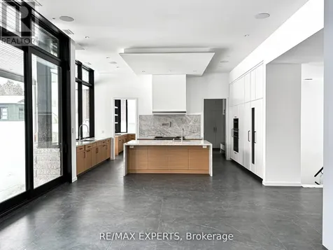 130 Dale Crescent Bradford West Gwillimbury ON L0L 1L0