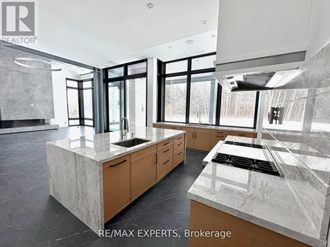 130 Dale Crescent Bradford West Gwillimbury ON L0L 1L0