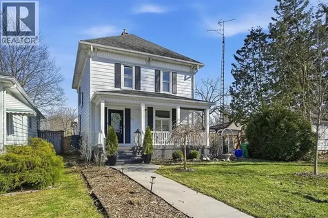 422 Greenfield Street Petrolia ON N0N 1R0