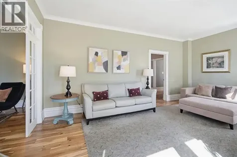 422 Greenfield Street Petrolia ON N0N 1R0
