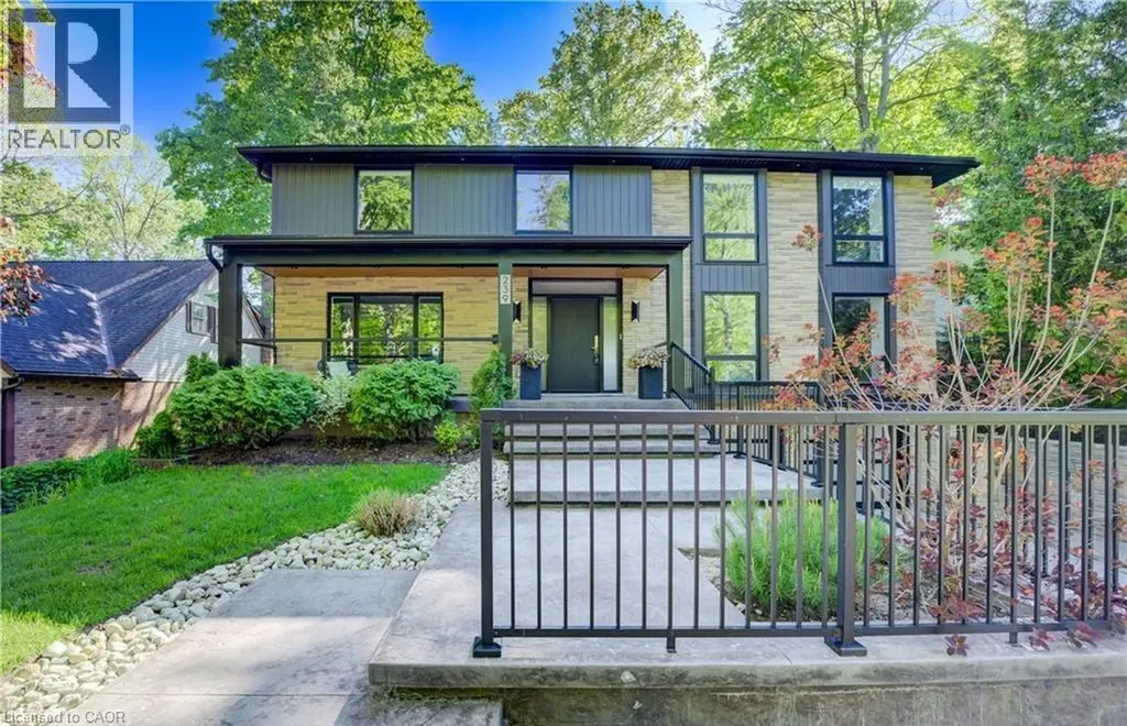 239 Corrie Crescent Waterloo ON N2L 5W3