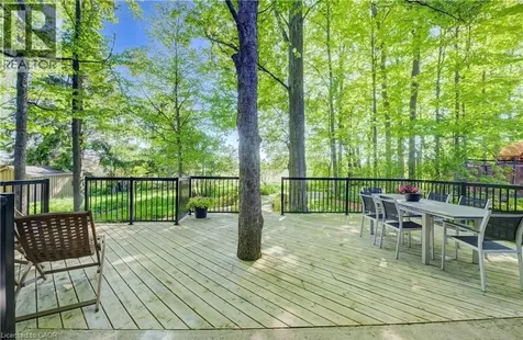 239 Corrie Crescent Waterloo ON N2L 5W3