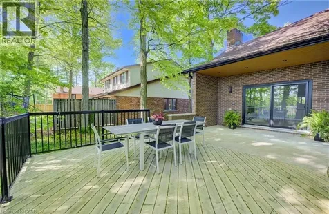 239 Corrie Crescent Waterloo ON N2L 5W3