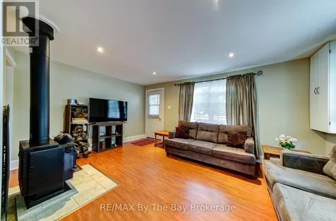 110 24th Street North Wasaga Beach ON L9Z 2E7