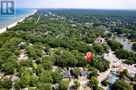 110 24th Street North Wasaga Beach ON L9Z 2E7