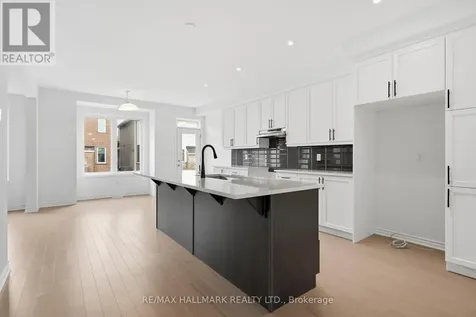 602 Newlove Street Innisfil ON L9S 0S2