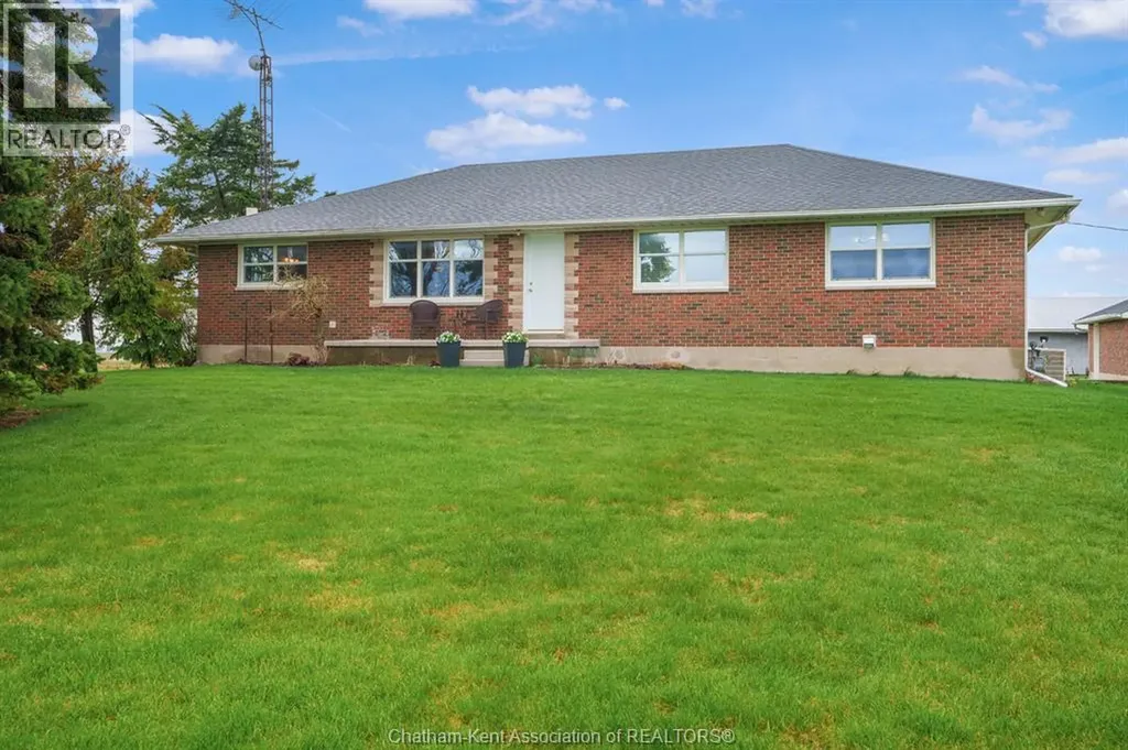 27156 St Clair Road Wallaceburg ON N8A 4L3