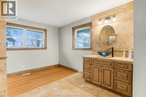 27156 St Clair Road Wallaceburg ON N8A 4L3