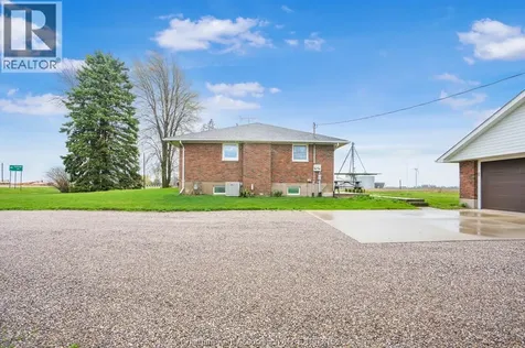 27156 St Clair Road Wallaceburg ON N8A 4L3