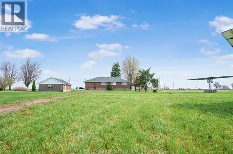 27156 St Clair Road Wallaceburg ON N8A 4L3