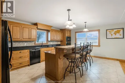 27156 St Clair Road Wallaceburg ON N8A 4L3