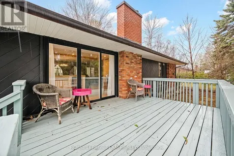 33 Rutherford Crescent Ottawa ON K2K 1N1