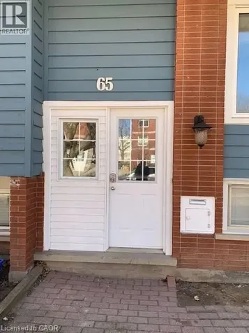 65 Cardill Crescent Waterloo ON N2L 3Y7