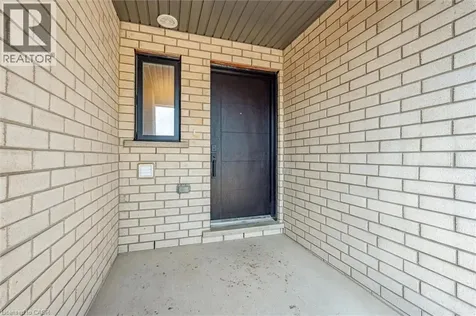 23 Benninger Drive Kitchener ON N2E 0K4