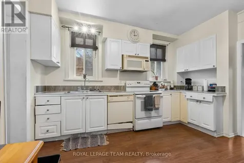47 Daniel Street South Arnprior ON K7S 2L5
