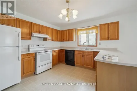 36 White Bark Way Centre Wellington ON N0B 1J0