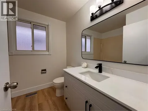 23 Arrowhead Crescent Kitchener ON N2P 1C1