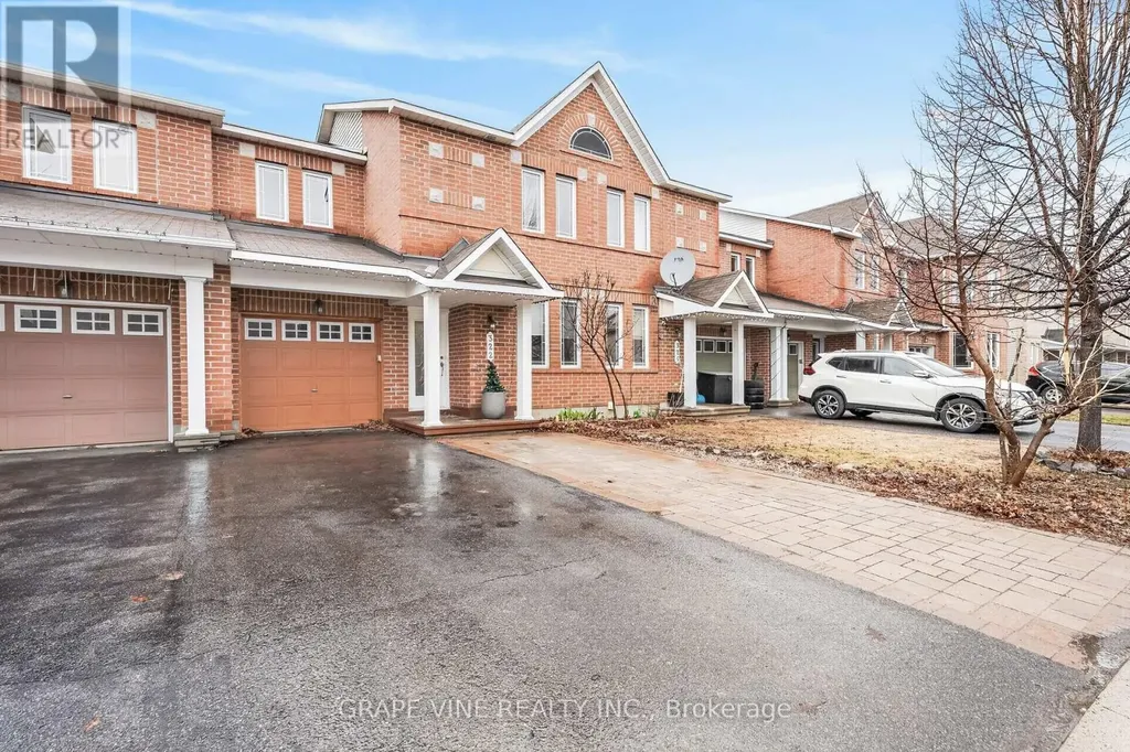322 Foxridge Way Ottawa ON K2J 0V7