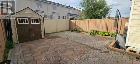 322 Foxridge Way Ottawa ON K2J 0V7