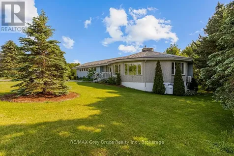 15 Isthmus Bay Road Northern Bruce Peninsula ON N0H 1W0