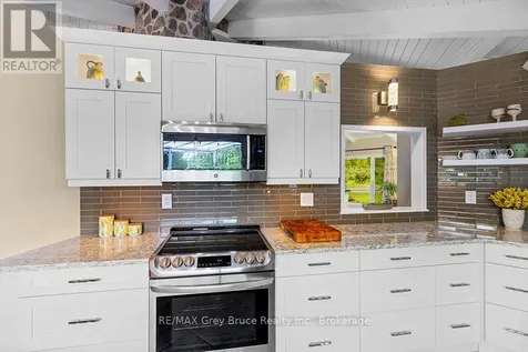 15 Isthmus Bay Road Northern Bruce Peninsula ON N0H 1W0