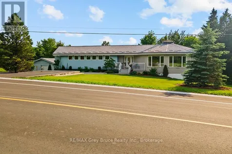 15 Isthmus Bay Road Northern Bruce Peninsula ON N0H 1W0