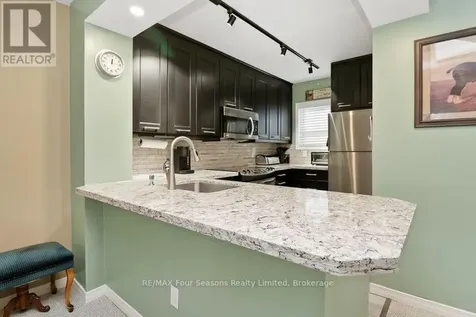 810 Suncrest Circle Collingwood ON L9Y 5C7