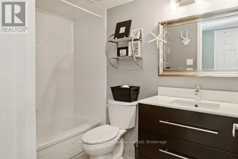 810 Suncrest Circle Collingwood ON L9Y 5C7