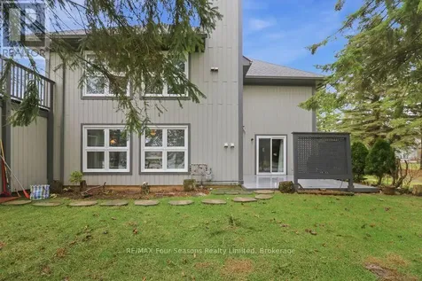 810 Suncrest Circle Collingwood ON L9Y 5C7