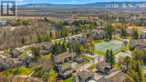810 Suncrest Circle Collingwood ON L9Y 5C7