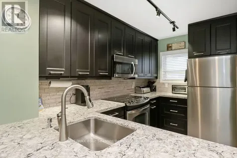 810 Suncrest Circle Collingwood ON L9Y 5C7