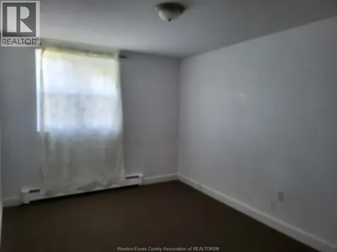 276 Merritt Avenue Chatham ON N7M 3G1