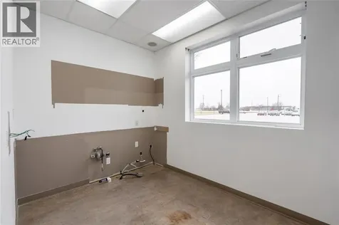 1475 Exmouth Street Sarnia ON N7S 3Y1