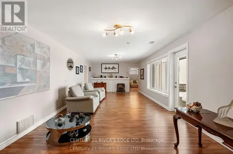 17 Hardy Crescent Brockville ON K6V 3A2