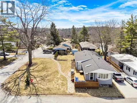 28 Macpherson Crescent Flamborough ON N0B 2J0